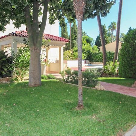 Apartamento Golf Pau Casals 阿尔比尔 外观 照片