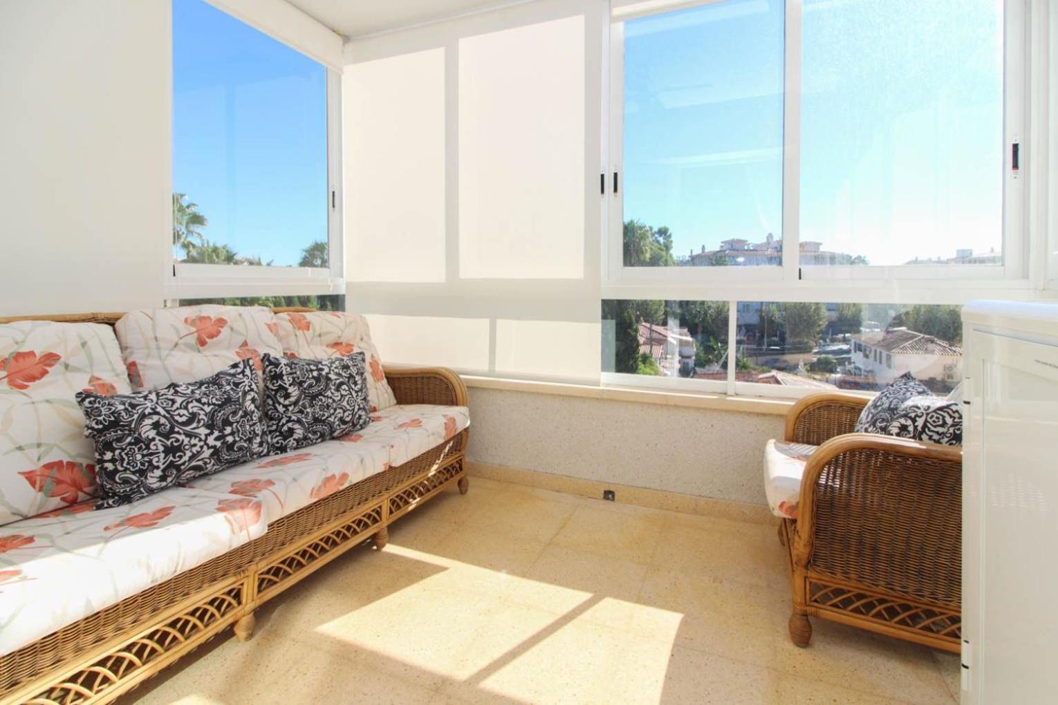 Apartamento Golf Pau Casals 阿尔比尔 外观 照片